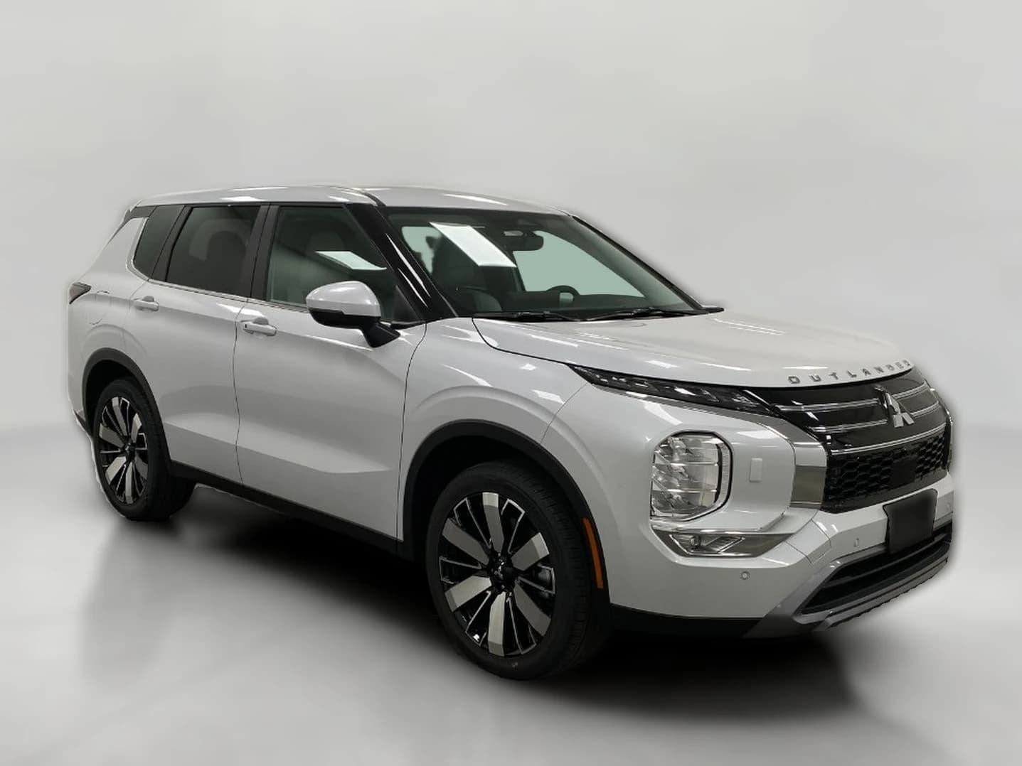 Mitsubishi Outlander SE S-AWC 2026 — side view