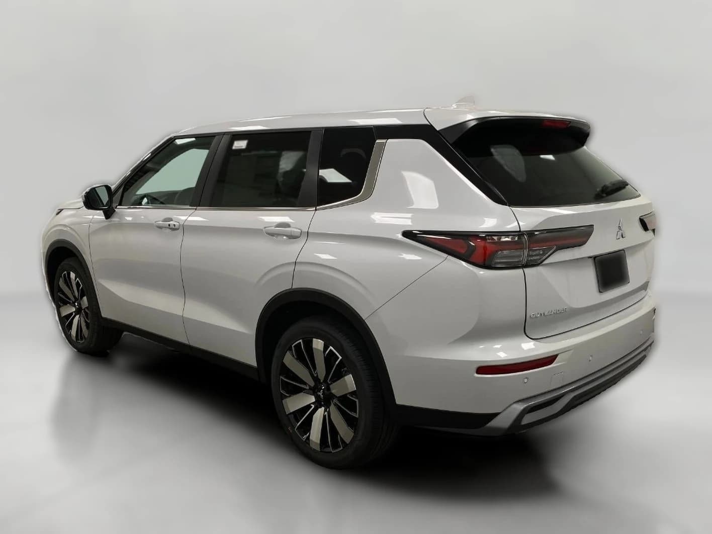Mitsubishi Outlander SE S-AWC 2026 — side view