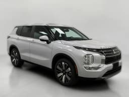 Mitsubishi Outlander SE S-AWC 2026 — side view