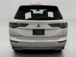 Mitsubishi Outlander SE S-AWC 2026 — side view