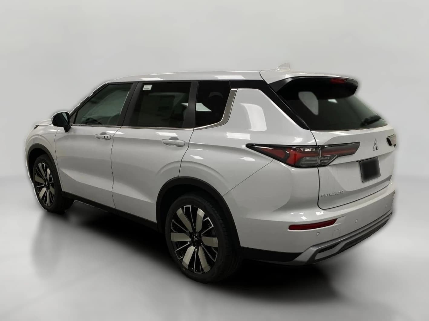 Mitsubishi Outlander SE S-AWC 2026 — side view