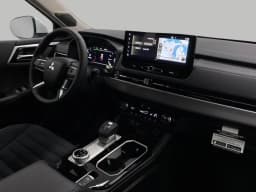 Mitsubishi Outlander SE S-AWC 2026 — side view