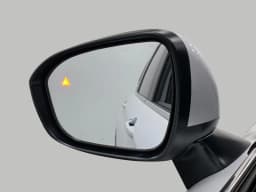 Mitsubishi Outlander SE S-AWC 2026 — side view