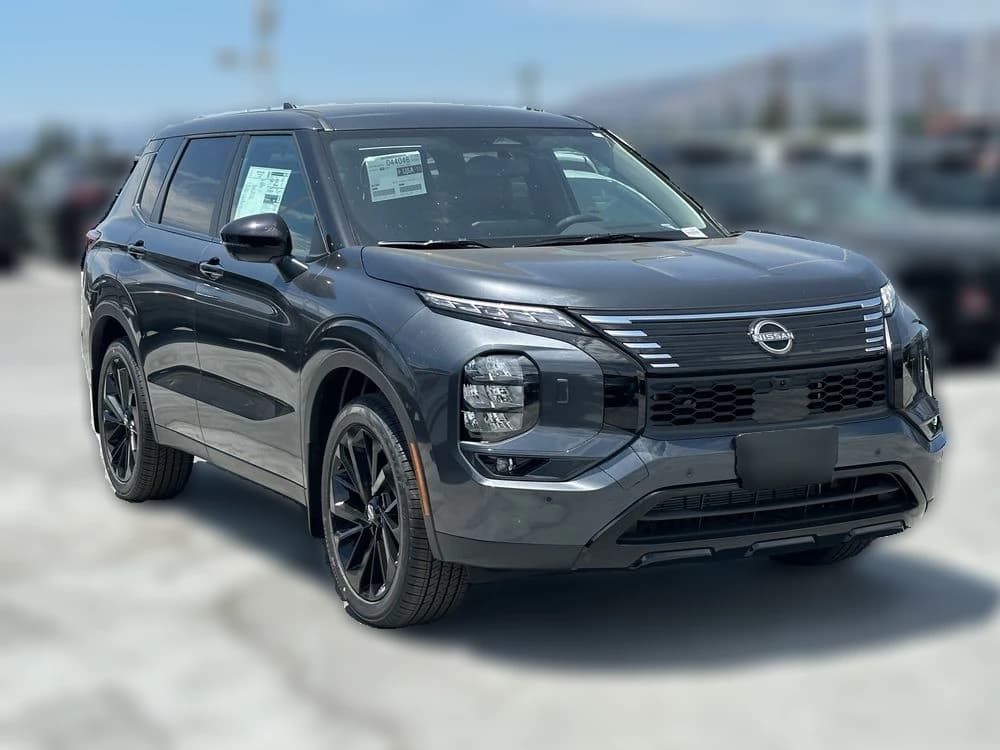 Nissan Rogue Plug-In Hybrid SL AWD 2026 — side view