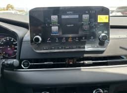 Nissan Rogue Plug-In Hybrid SL AWD 2026 — side view
