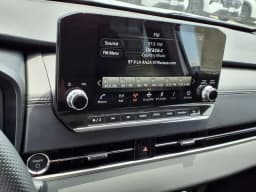 Nissan Rogue Plug-In Hybrid SL AWD 2026 — side view