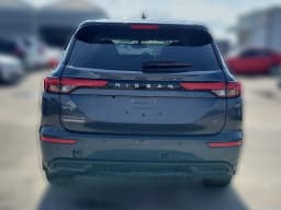 Nissan Rogue Plug-In Hybrid SL AWD 2026 — side view