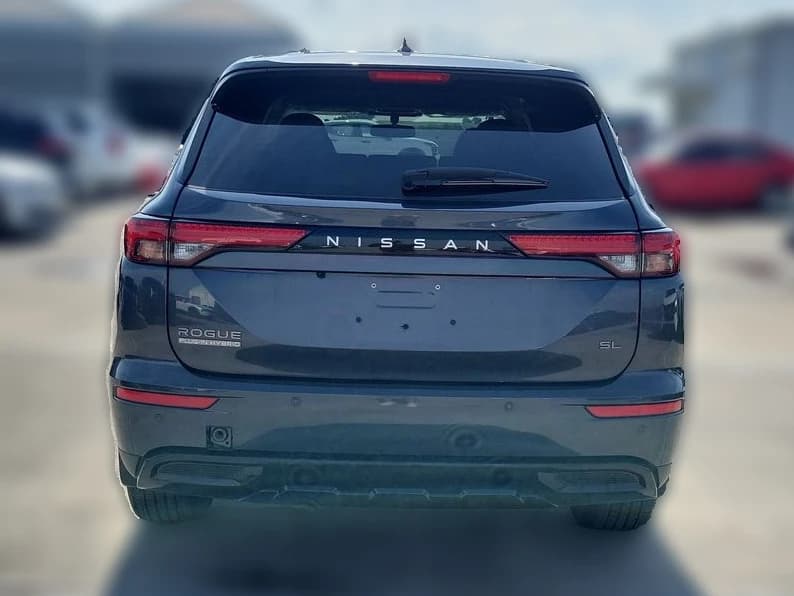Nissan Rogue Plug-In Hybrid SL AWD 2026 — side view