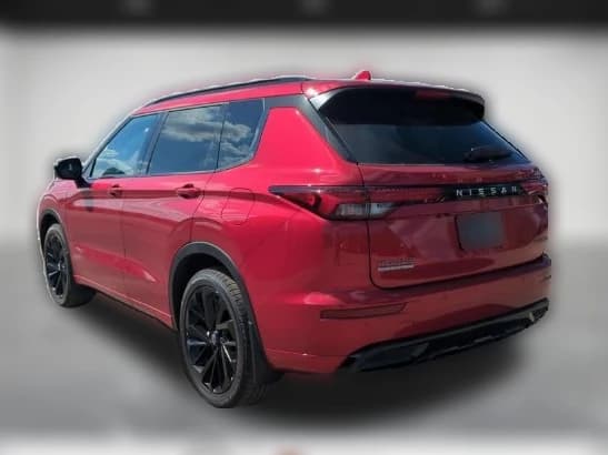 Nissan Rogue Plug-In Hybrid Platinum AWD 2026 — side view