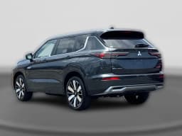 Mitsubishi Outlander Plug-In Hybrid SE S-AWC 2026 — side view