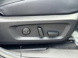 Mitsubishi Outlander Plug-In Hybrid SE S-AWC 2026 — side view