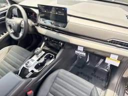 Mitsubishi Outlander Plug-In Hybrid SE S-AWC 2026 — side view