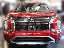 Mitsubishi Outlander Plug-In Hybrid SE S-AWC 2026 — side view