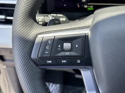 Mitsubishi Outlander Plug-In Hybrid SE S-AWC 2026 — side view