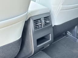 Mitsubishi Outlander Plug-In Hybrid SE S-AWC 2026 — side view