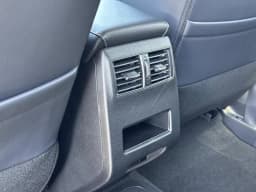 Mitsubishi Outlander Plug-In Hybrid SE S-AWC 2026 — side view