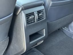 Mitsubishi Outlander Plug-In Hybrid SE S-AWC 2026 — side view
