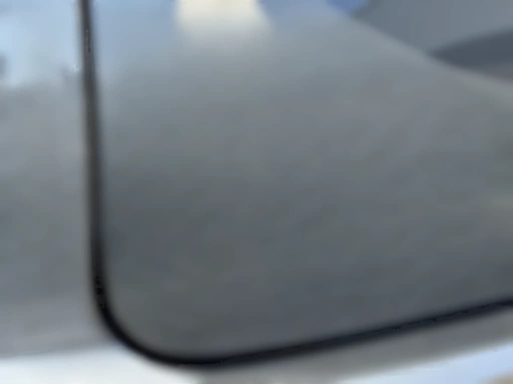 Mitsubishi Outlander Plug-In Hybrid SE S-AWC 2026 — side view