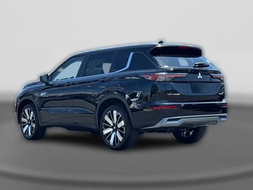Mitsubishi Outlander Plug-In Hybrid SE S-AWC 2026 — side view