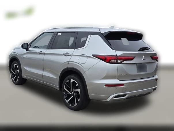 Mitsubishi Outlander Plug-In Hybrid SEL Black Edition S-AWC 2025 — side view