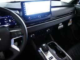 Mitsubishi Outlander Plug-In Hybrid SEL S-AWC 2026 — side view