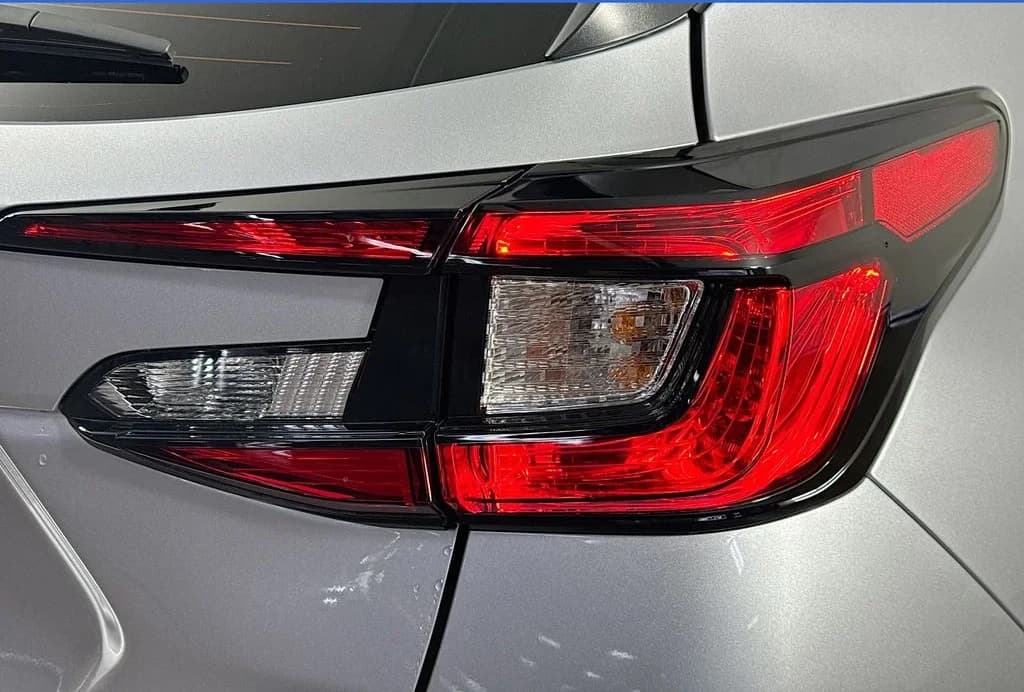Subaru Impreza Sport AWD 2026 — side view