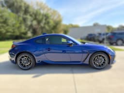 Subaru BRZ Limited Auto 2027 — side view