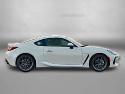 Subaru BRZ Limited Auto 2026 — side view
