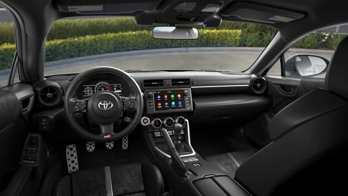 Toyota GR86 Premium Manual (Natl) 2026 — side view