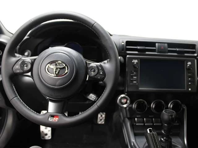 Toyota GR86 Premium Manual (Natl) 2026 — side view