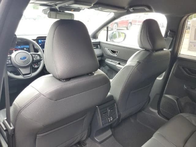 Subaru Outback Premium AWD 2026 — side view