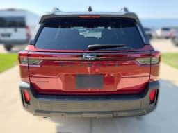 Subaru Outback Premium AWD 2026 — side view