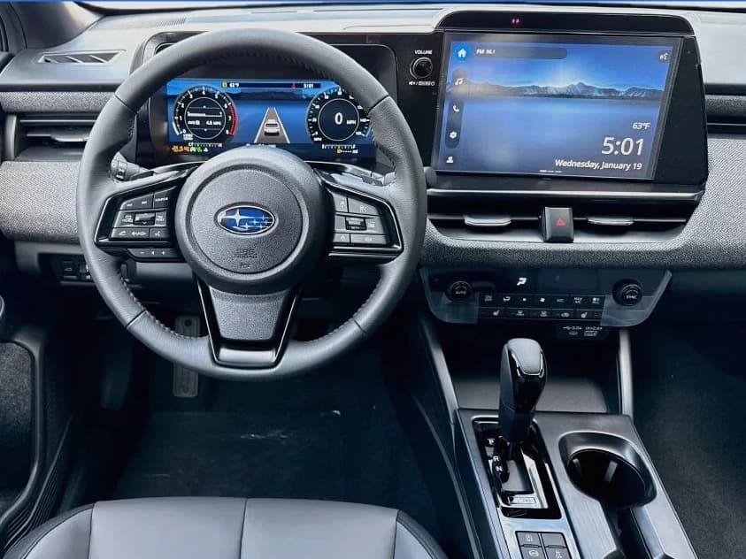 Subaru Outback Premium AWD 2026 — side view