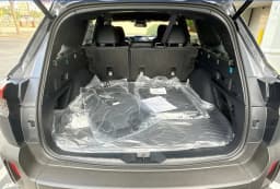 Subaru Outback Premium AWD 2026 — side view