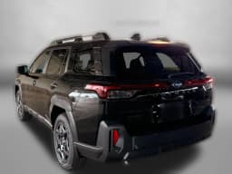 Subaru Outback Premium AWD 2026 — side view