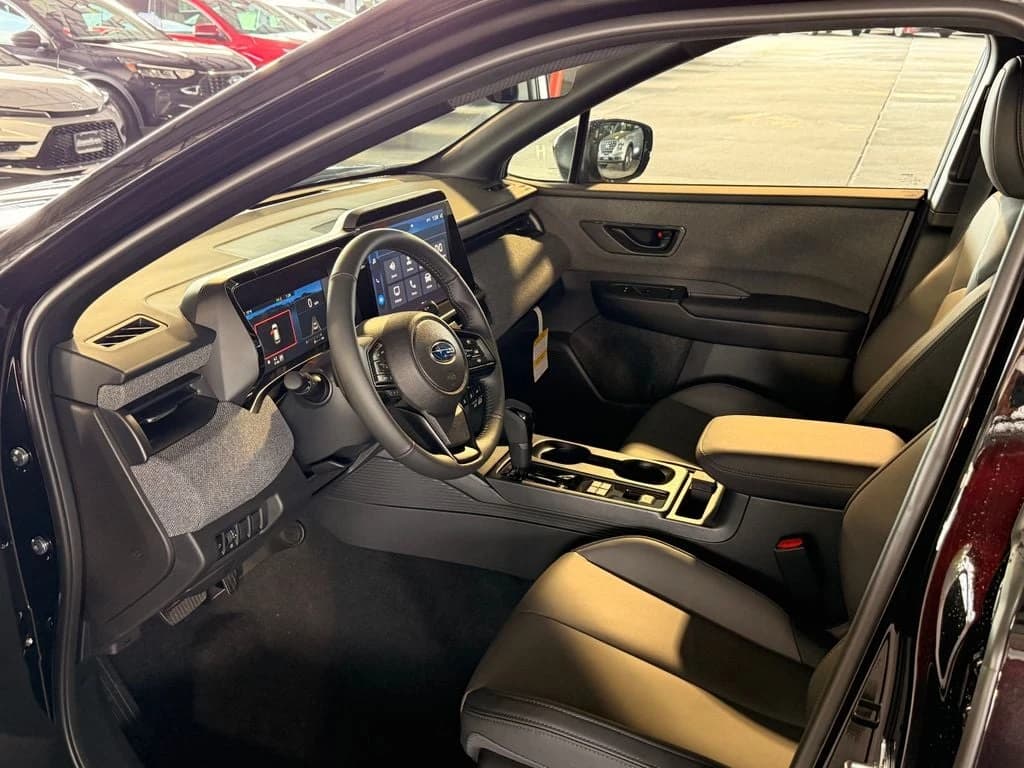 Subaru Outback Premium AWD 2026 — side view