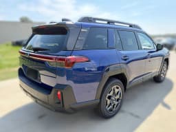 Subaru Outback Premium AWD 2026 — side view