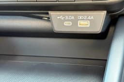 Subaru Outback Premium AWD 2026 — side view