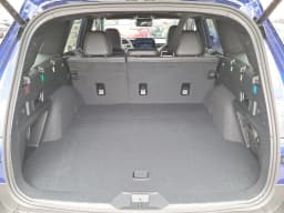 Subaru Outback Premium AWD 2026 — side view