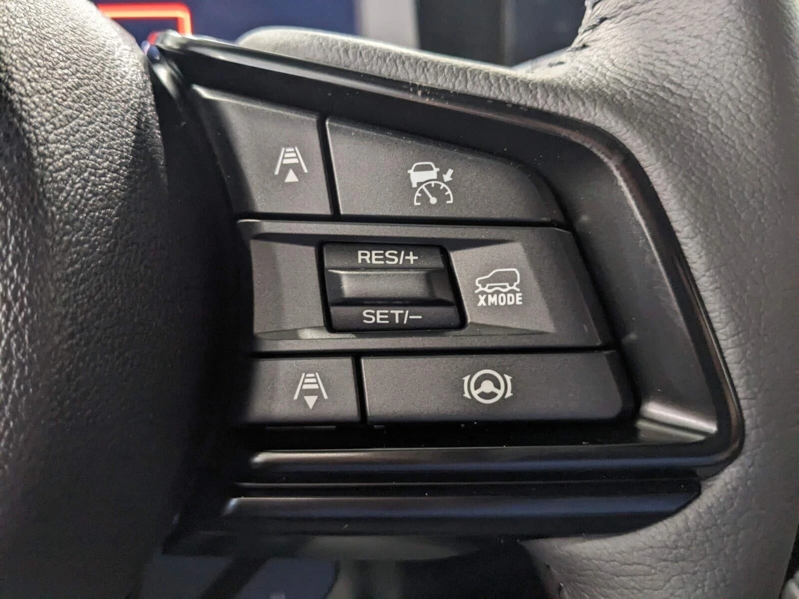 Subaru Outback Premium AWD 2026 — side view