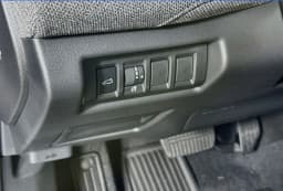 Subaru Outback Premium AWD 2026 — side view