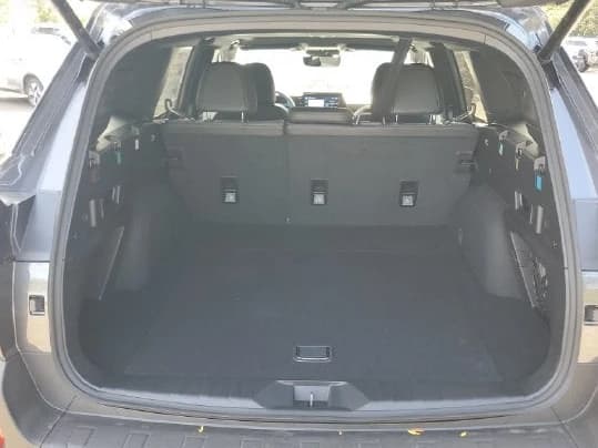 Subaru Outback Premium AWD 2026 — side view