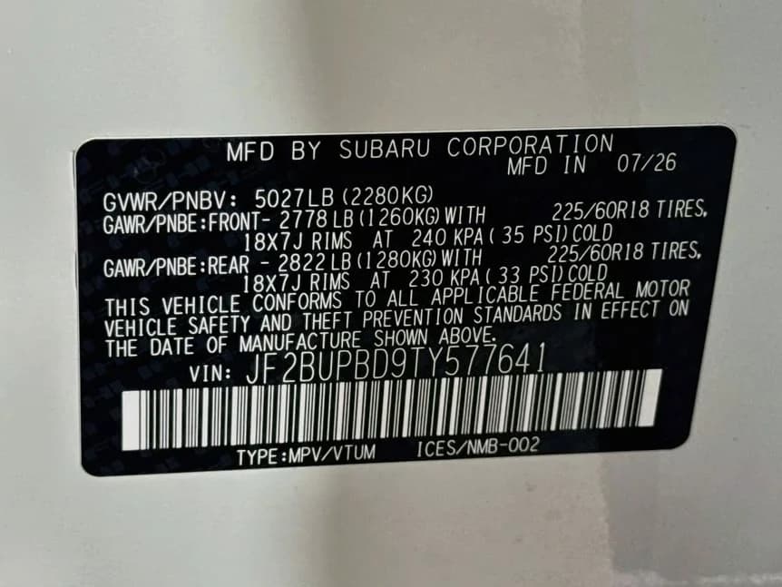 Subaru Outback Premium AWD 2026 — side view