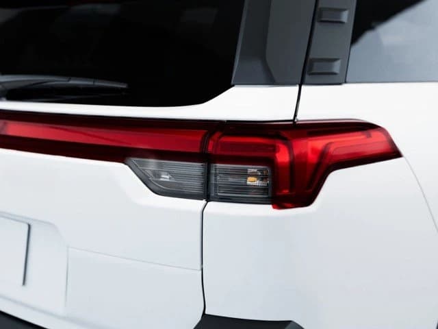 Subaru Outback Limited AWD 2026 — side view