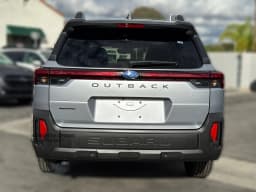 Subaru Outback Limited AWD 2026 — side view