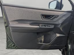 Subaru Outback Limited AWD 2026 — side view