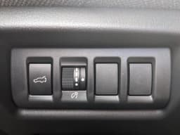 Subaru Outback Limited AWD 2026 — side view