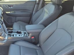 Subaru Outback Touring AWD 2026 — side view