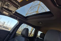Subaru Outback Touring AWD 2026 — side view