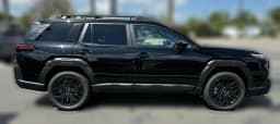 Subaru Outback Limited XT AWD 2026 — side view